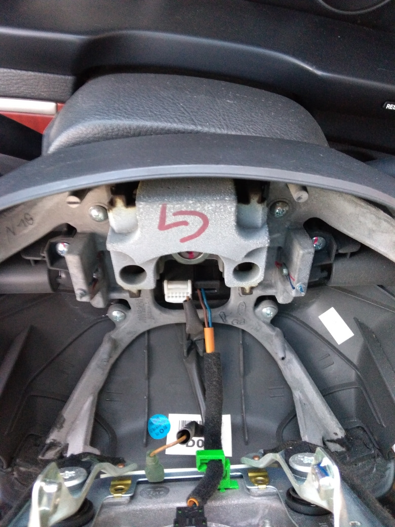 подушка безопасности снята — Hyundai Santa Fe (2G)
