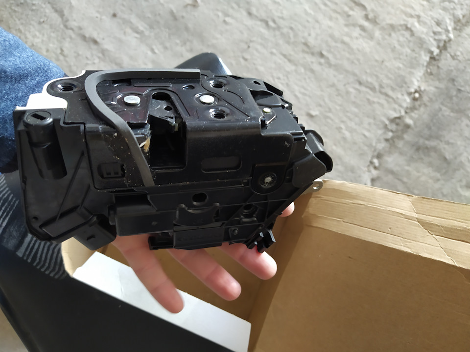 Оригинальный замок Vag на Skoda Fabia Mk2, SEAT Ibiza (6J), Volkswagen ...