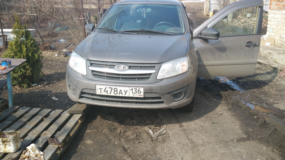 Когда гараж занят. — Lada Гранта Лифтбек (1G)
