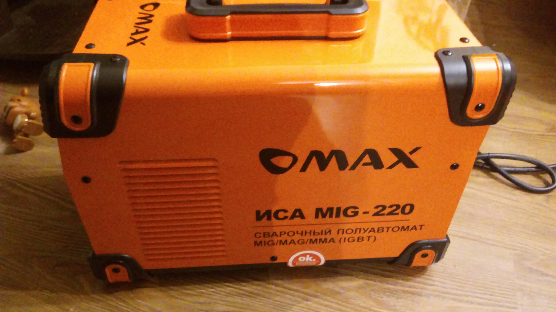 Полуавтомат без газа отзывы. OMAX mig 220 полуавтомат. Полуавтомат сварочный OMAX 185. Сварочный аппарат Иса миг 220. Иса миг-220 миг/mag IGBT mig+MMA полуавтомат с газом/без газа g0014.