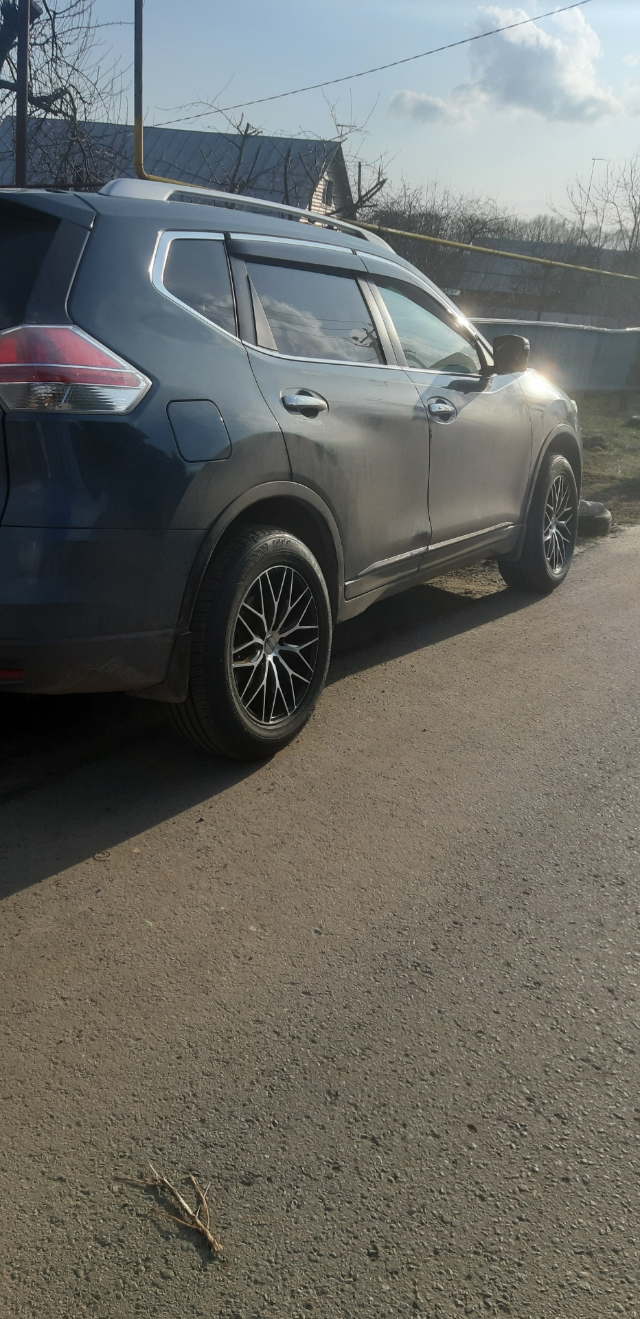 Переобул на лето и попутно заменил тормозные диски и колодки. — Nissan ...