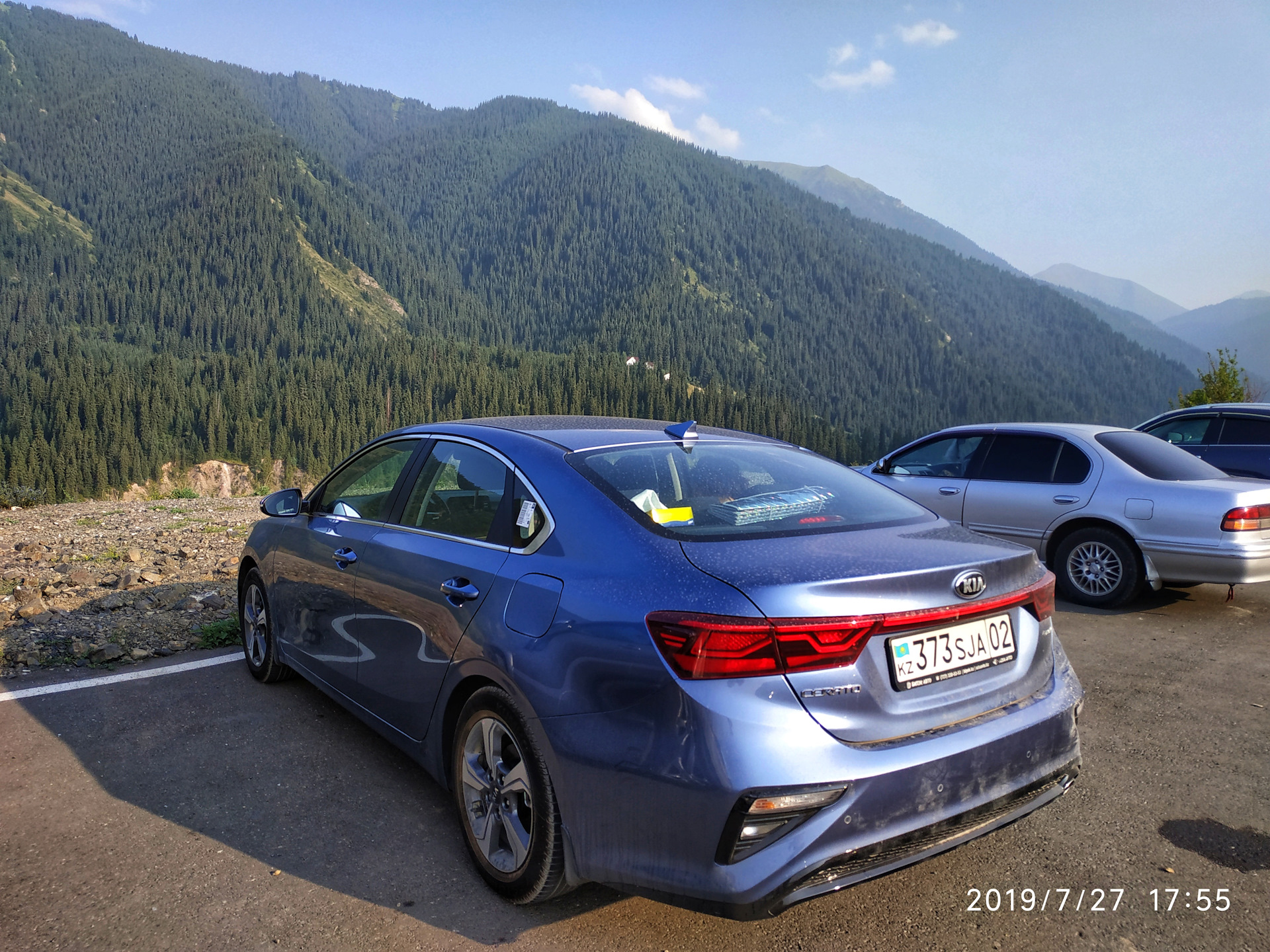 Kia Cerato Neptune Blue