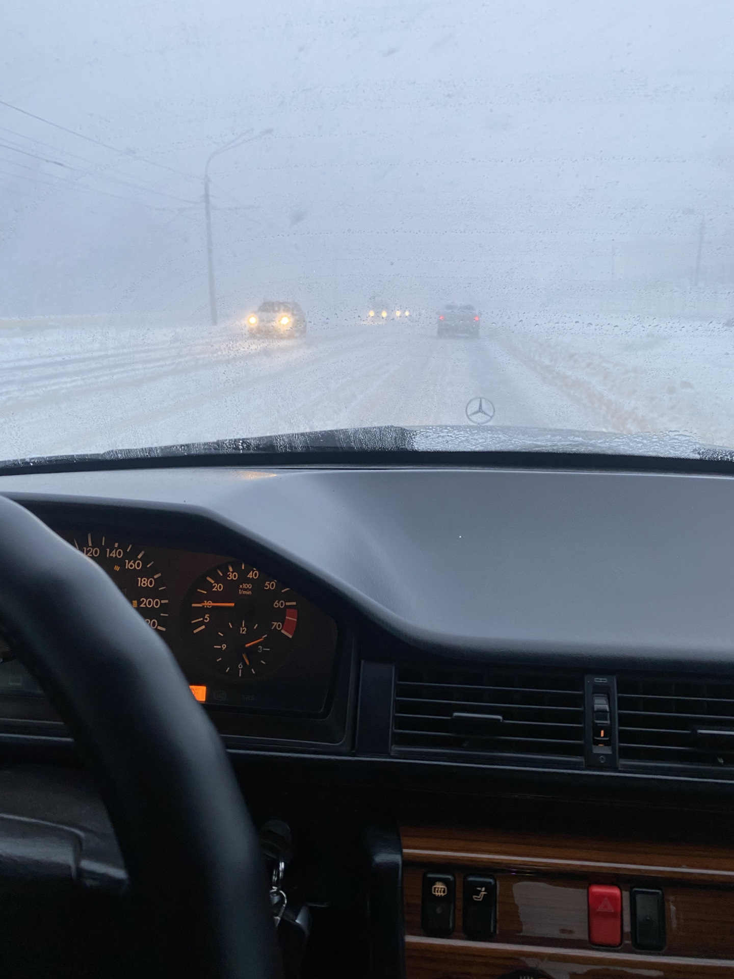 Эх снег снежок белая дорожка — Mercedes-Benz E-Class (W124), 2,2 л ...