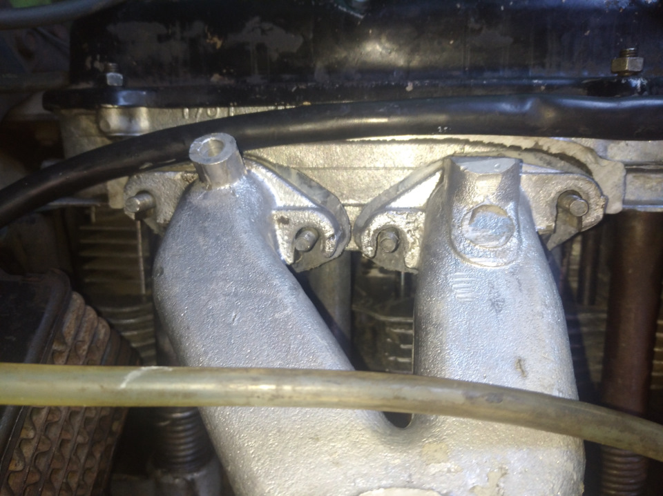 Впускной коллектор и подсос воздуха — ЗАЗ 968, 1,2 л, 1982 года ...