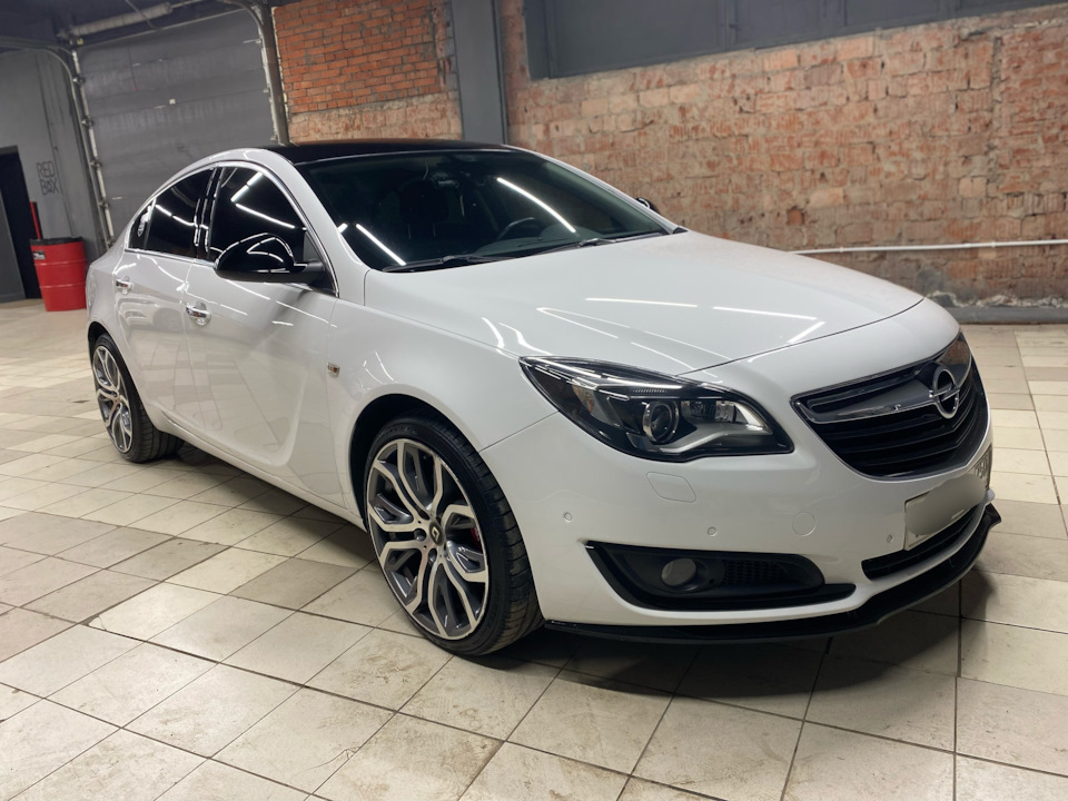 Фото в бортжурнале Opel Insignia (1G)