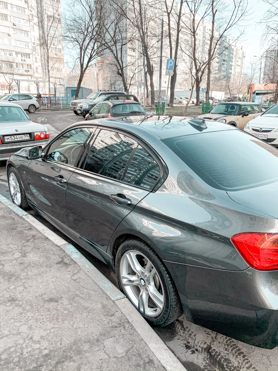 Проснулся в 6 и помыл Машину или что творит солнце в Мск 😅 — BMW 3 series  (F30), 2 л, 2014 года | мойка | DRIVE2