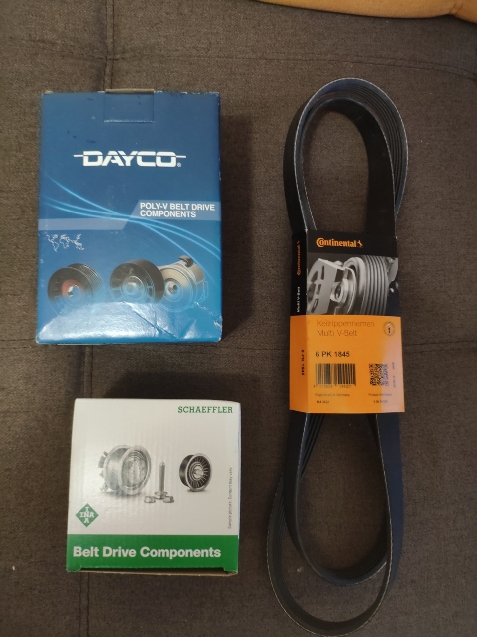 Замена навесного ремня и роликов. — Ford Mondeo IV, 2 л, 2011 года ...