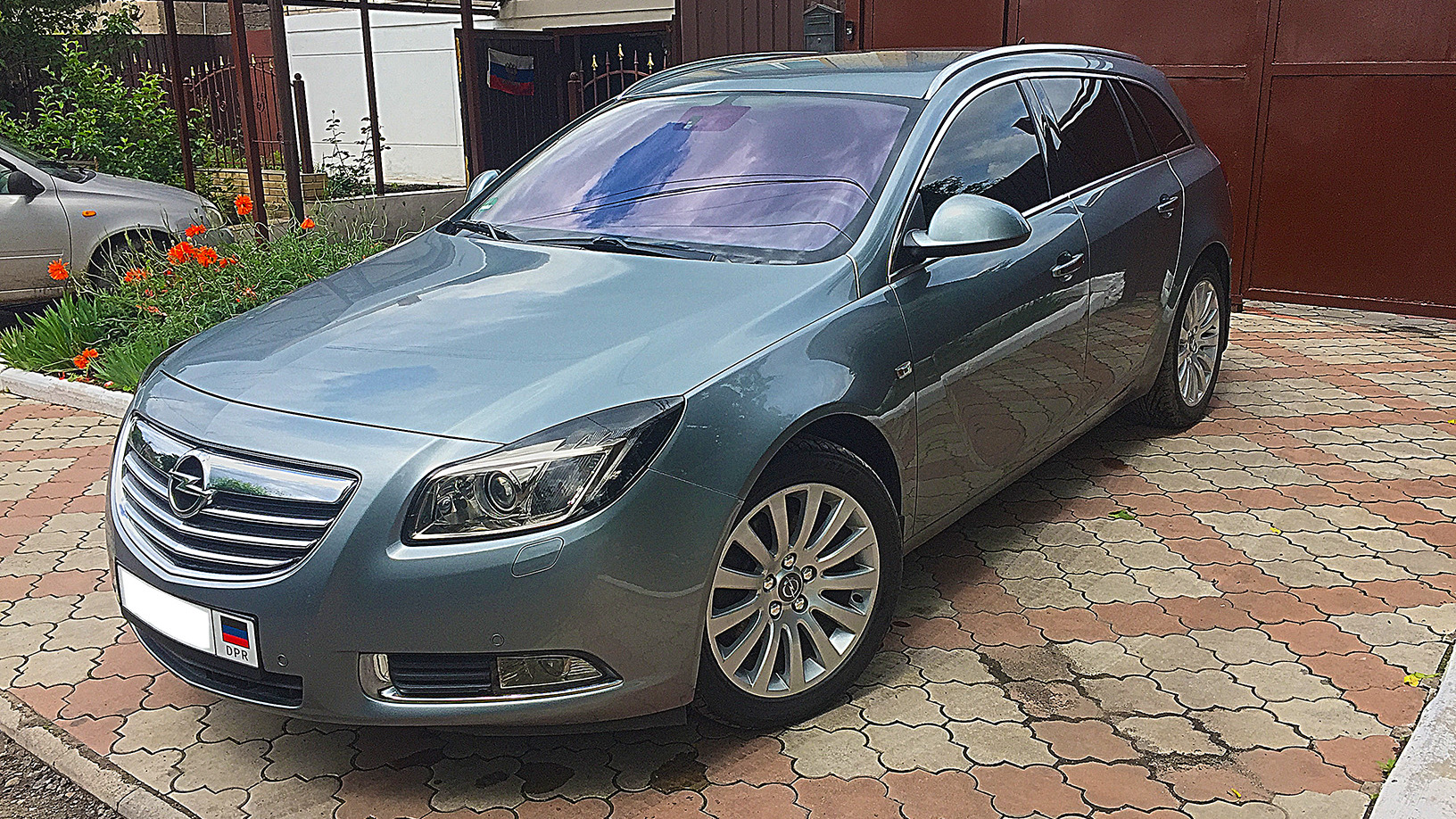 Продажа Opel Insignia Sports Tourer (1G) 2010 (дизель, АКПП) — с историей  обслуживания — DRIVE2.RU