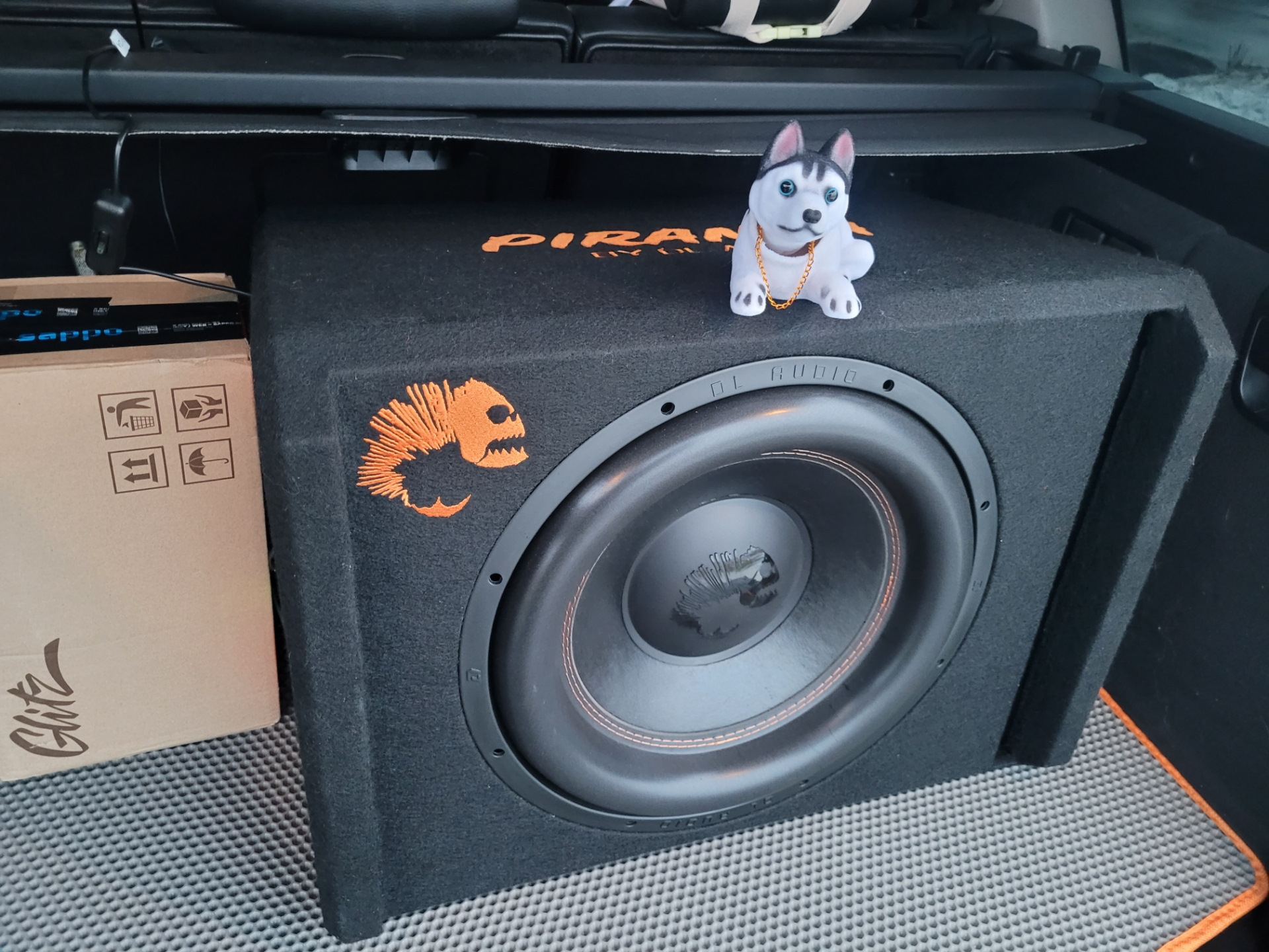 Dl audio piranha 12 v 2 сабвуфер. Dl audio piranha 12 v 2 сабвуфер