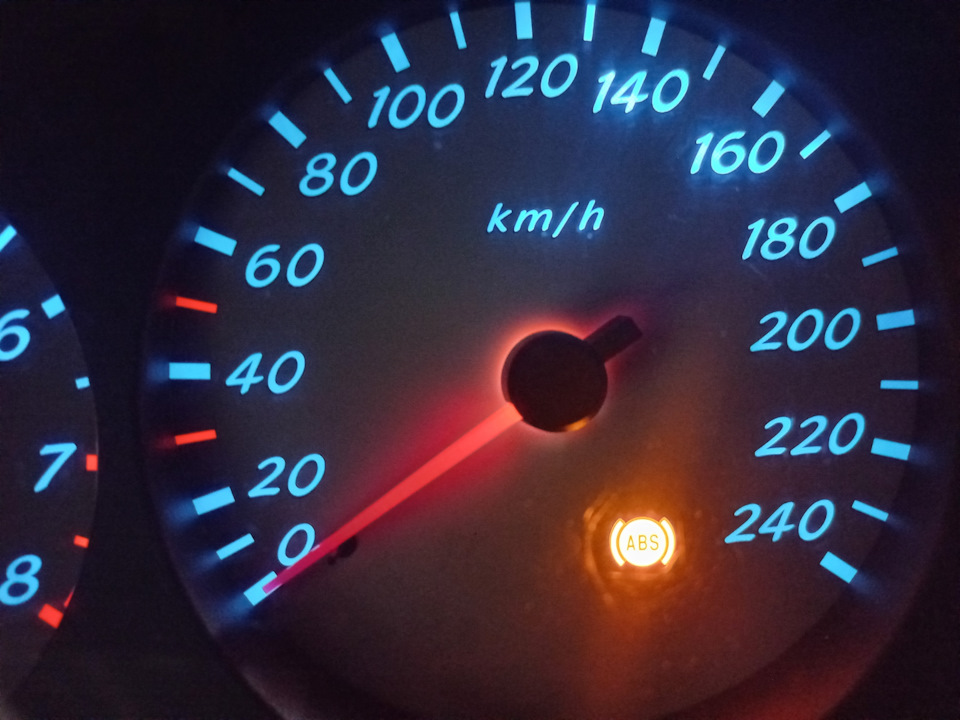 Обрыв датчика АВS — Nissan Primera (P11-144), 2 л, 2001 года ...