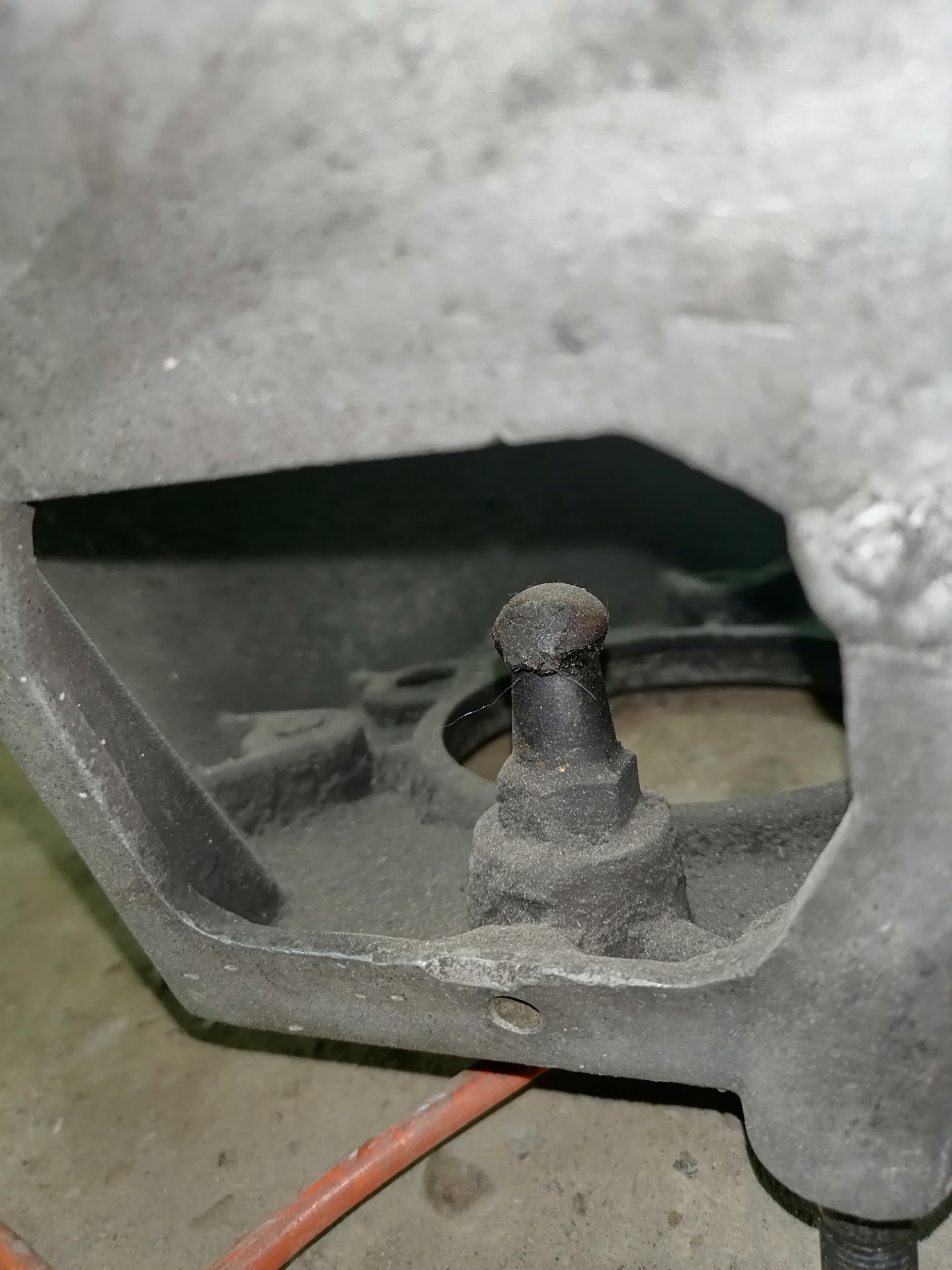 Трещина колокола (картера) сцепления — ГАЗ Газель, 2,5 л, 2006 года ...