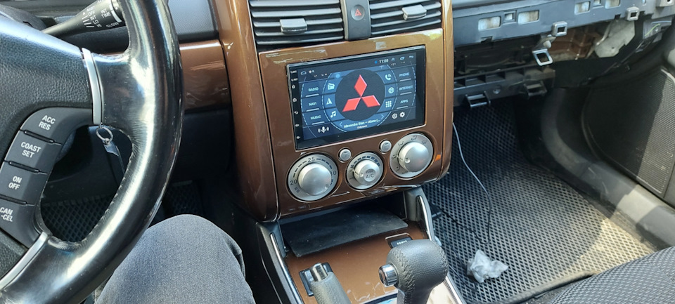 Окраска пластика салона — Mitsubishi Galant (9G), 2,4 л, 2008 года ...