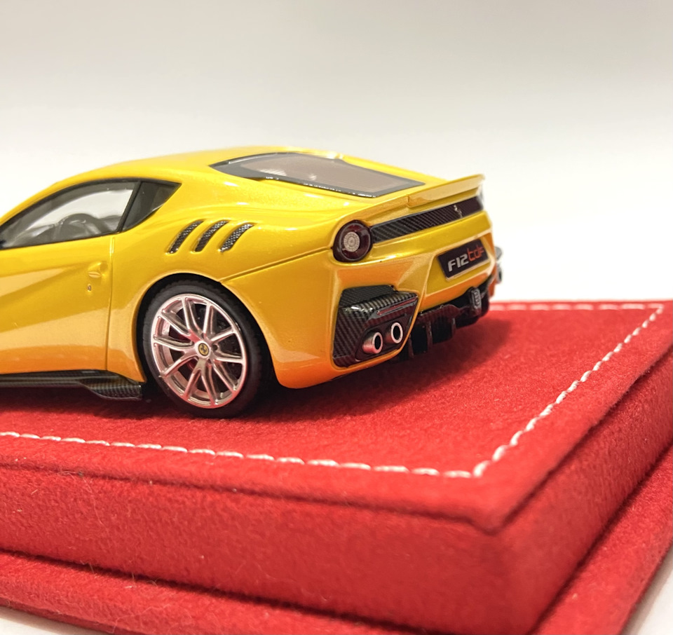 Ferrari F12 TDF 1/43 Looksmart — Сообщество «Масштабные Ferrari F12 TDF 1/43 Looksmart — Сообщество «Масштабные