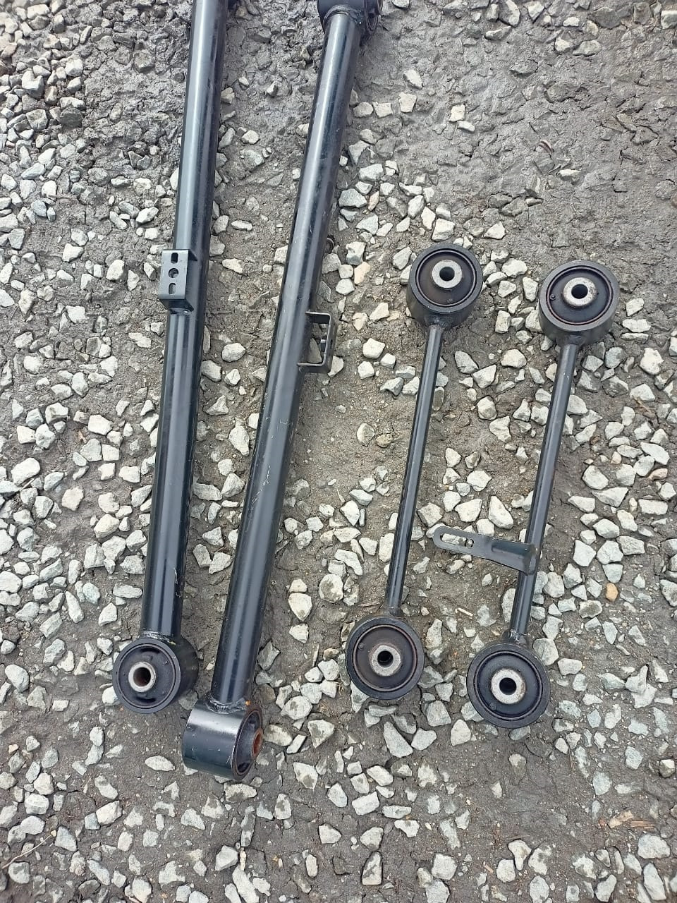 Состояние резины отличное — Toyota Hilux Surf (4G)