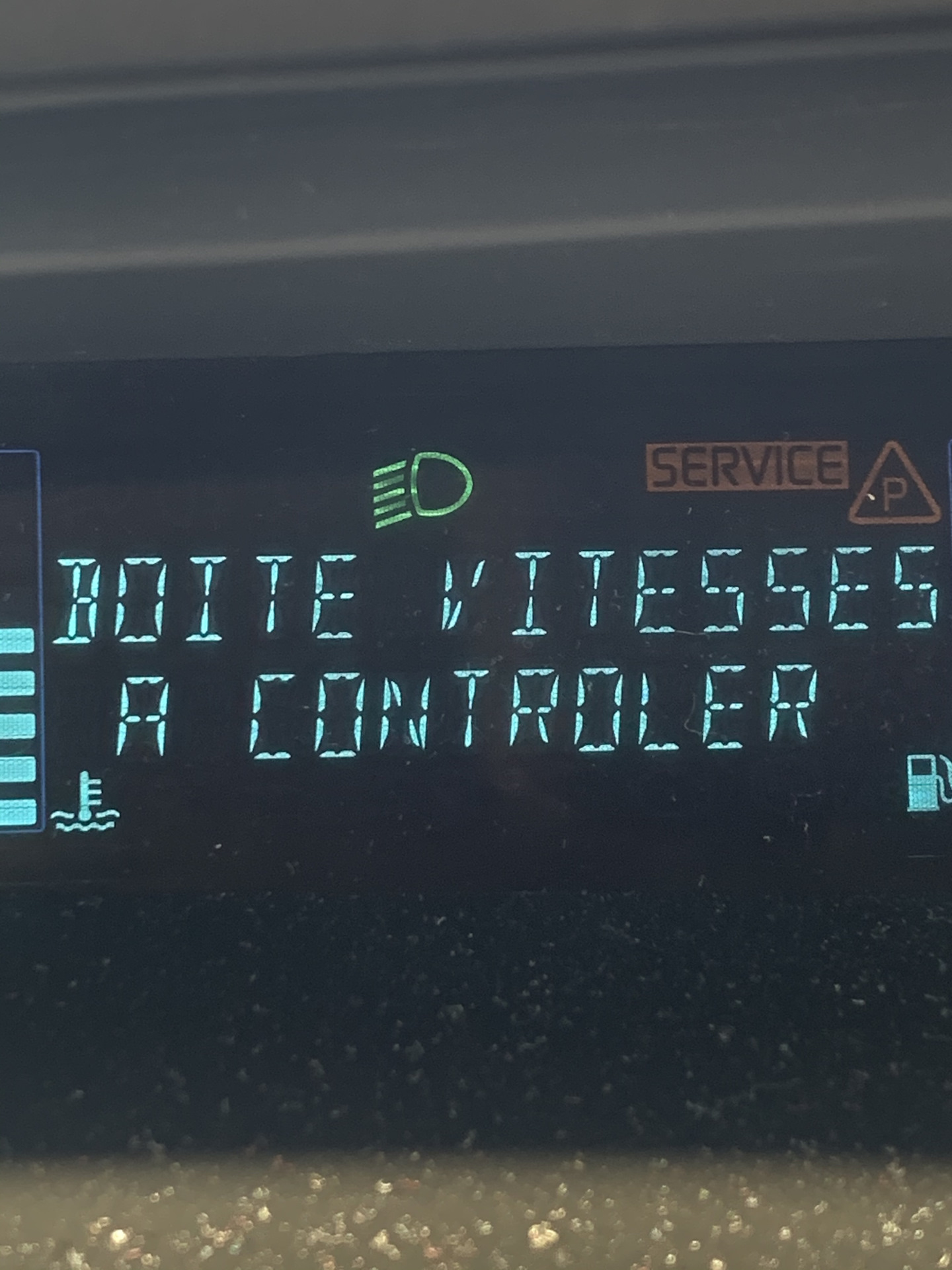 Рено сценик 2 как поставить коробку в аварийный режим. Акпп в аварийном режиме рено. 6 apf. Аварийный режим двигателя 1. Акпп в аварийном режиме рено.