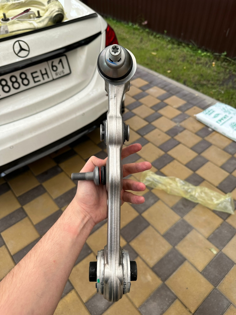 Фото в бортжурнале Mercedes-Benz E-class (W213)