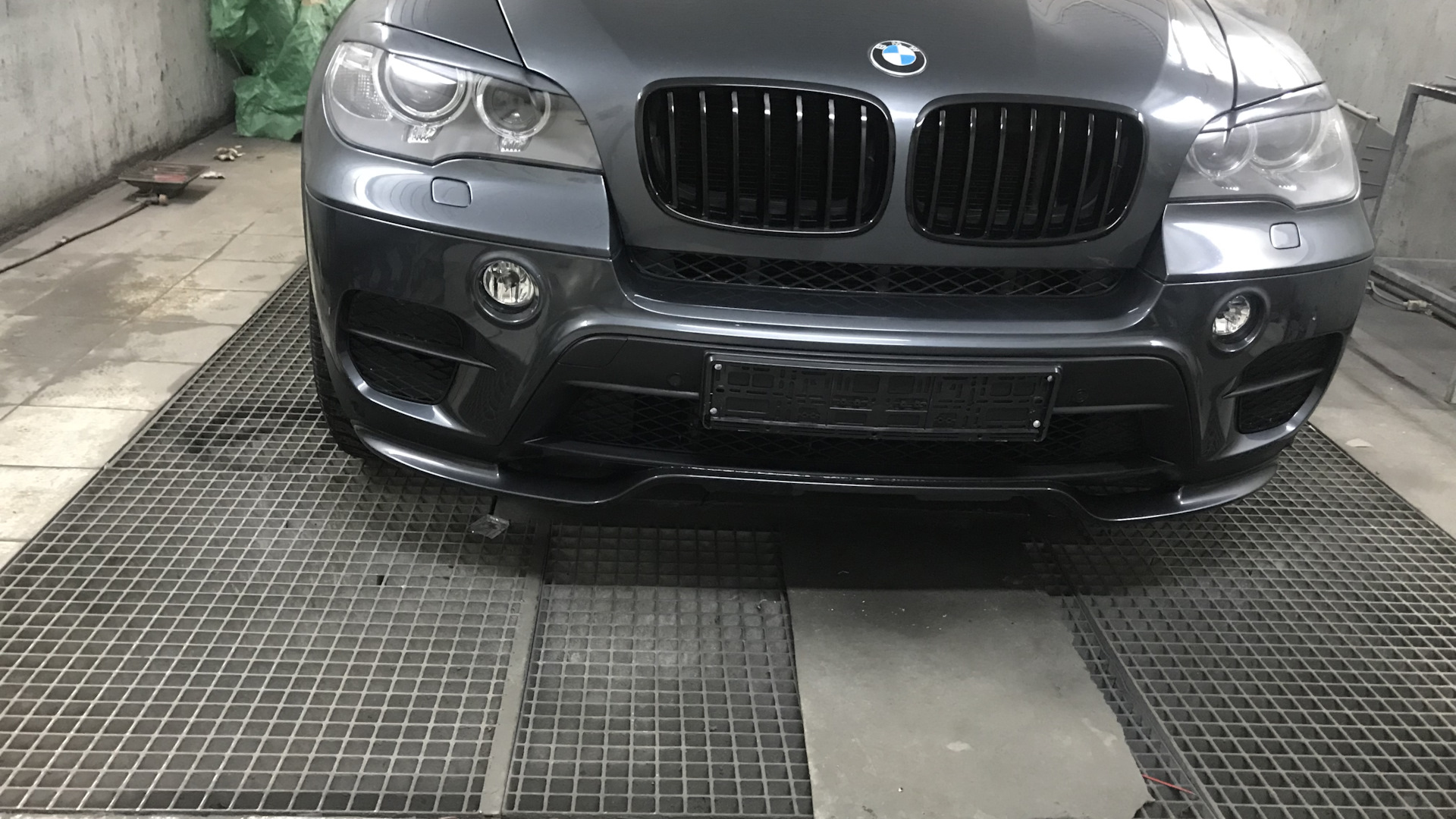 BMW X5 (E70) 3.5 бензиновый 2011 | Хорошая классная машина на DRIVE2