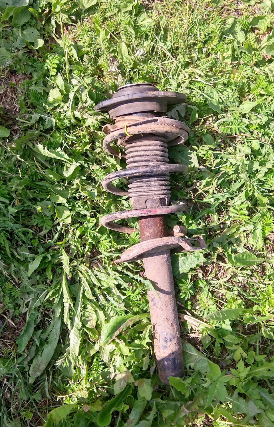 Бюджетные винтовые стойки своими руками. — Peugeot 309, 1,4 л, 1989 ...