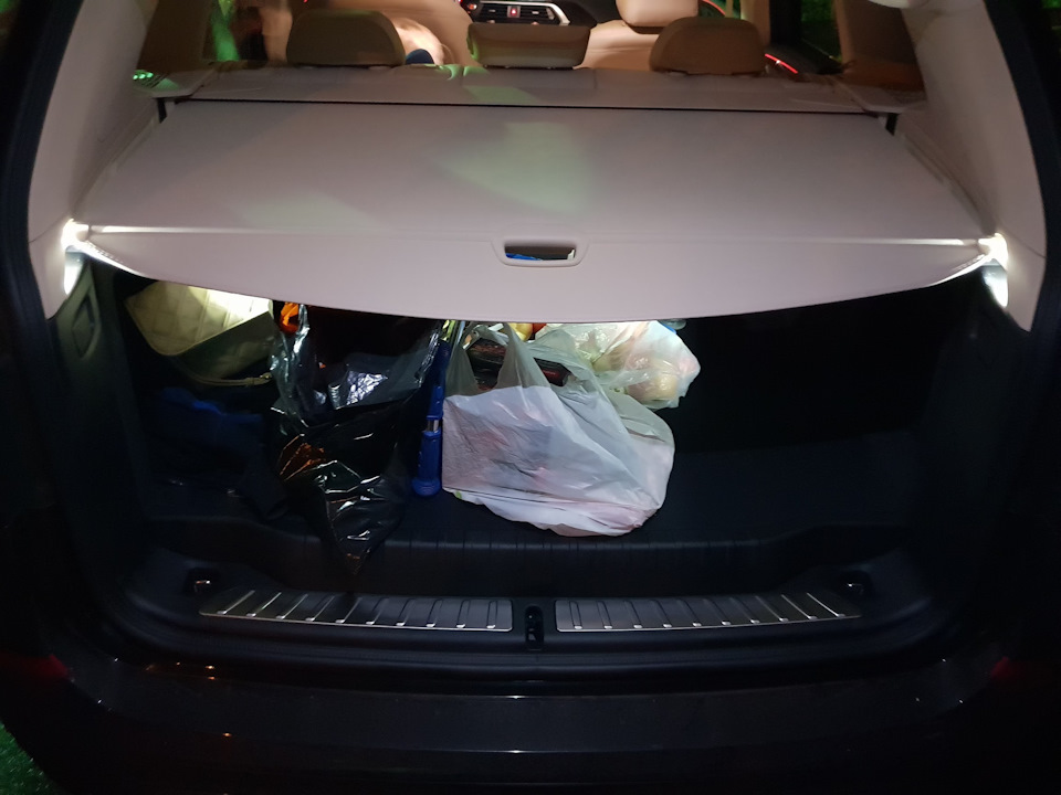 Шторка багажника и атермальное остекление — BMW X3 (G01), 3 л, 2018 ...