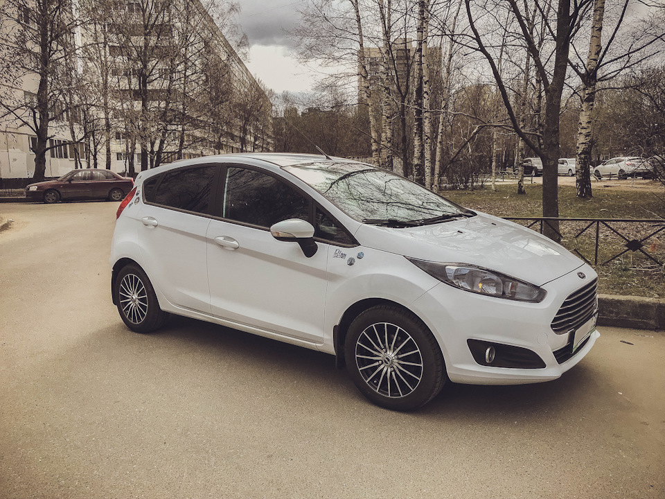 К лету готов. — Ford Fiesta (Mk VI), 1,6 л, 2015 года | другое | DRIVE2