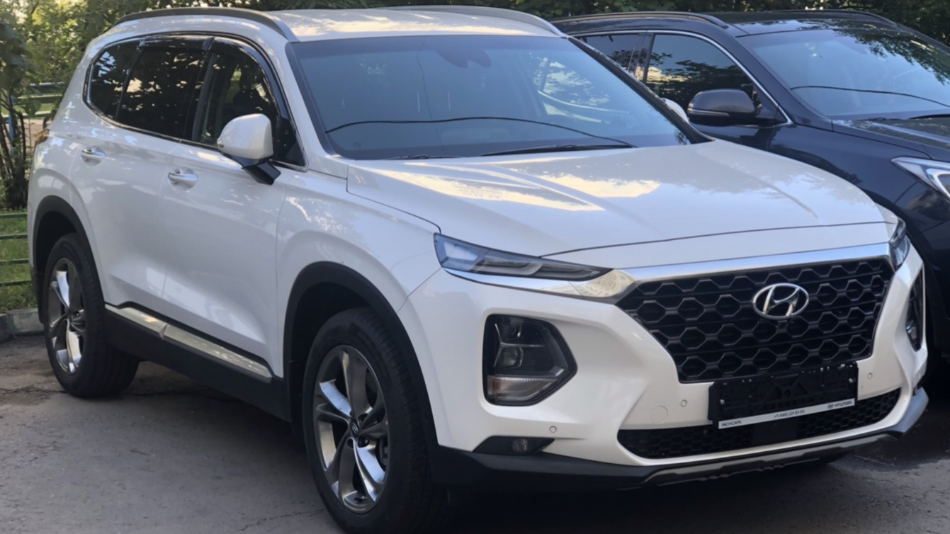 Hyundai santa fe high-tech. Santa fe 2019 2. Hyundai santa fe high tech exclusive 2020. Санта фе 2020 high-tech. Taiga brown santa fe 2021.