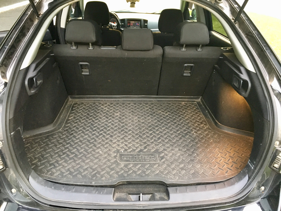 Пол можно сделать ниже, с учётом установки докатки. — Mitsubishi Lancer Sportback