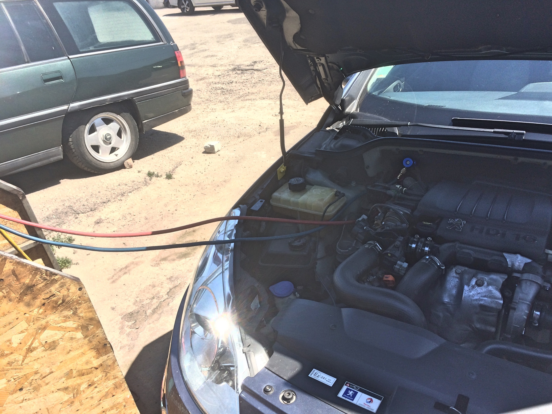 Фреон пежо 407. Заправка кондиционера пежо 607. Пежо 308 кондиционер. Фреон пежо 407. Пежо 206 2008 заправка кондиционера.