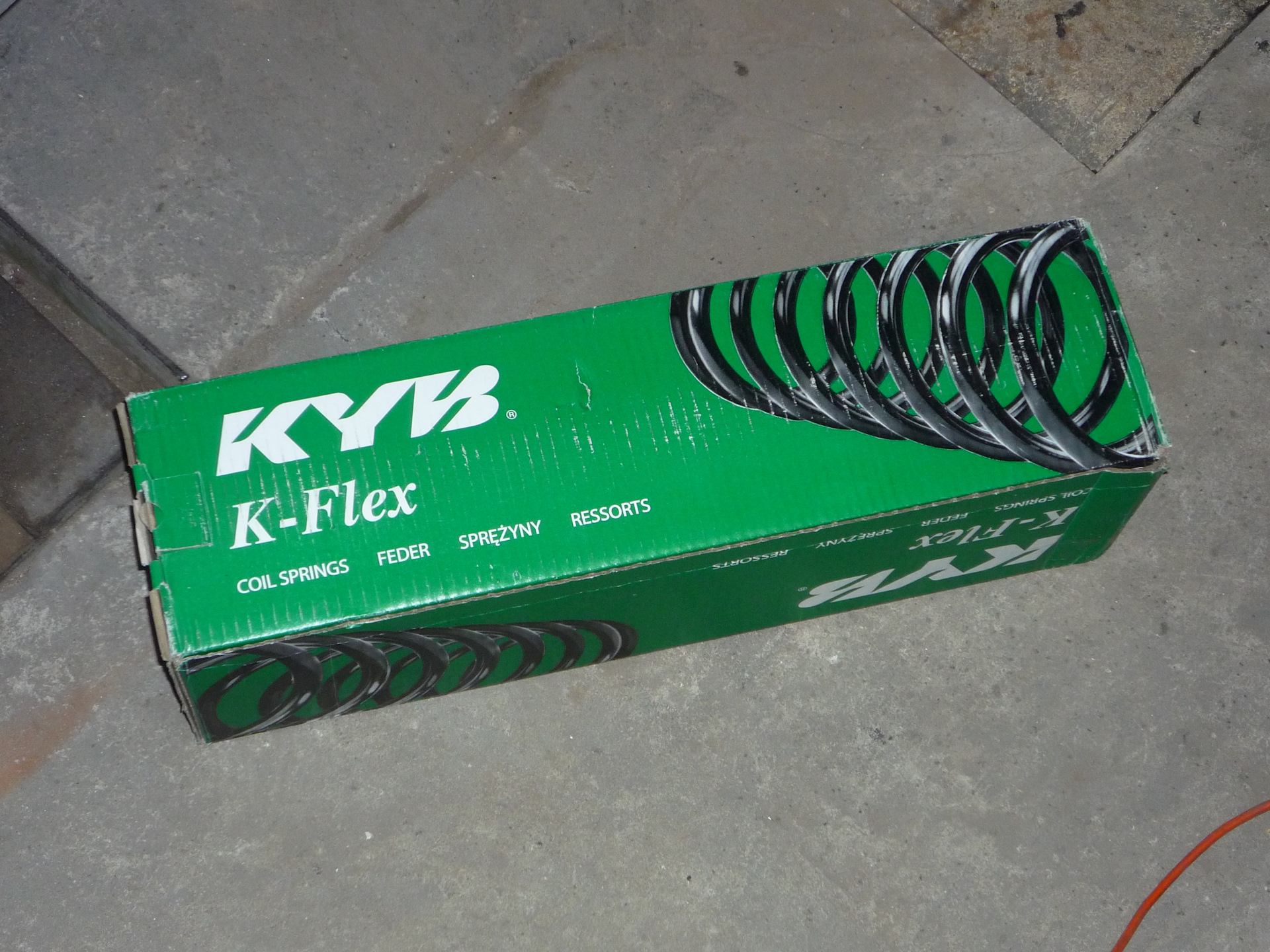 Пружины kyb k-flex RA 5642 — Lada 21011, 1,8 л, 1978 года | запчасти ...