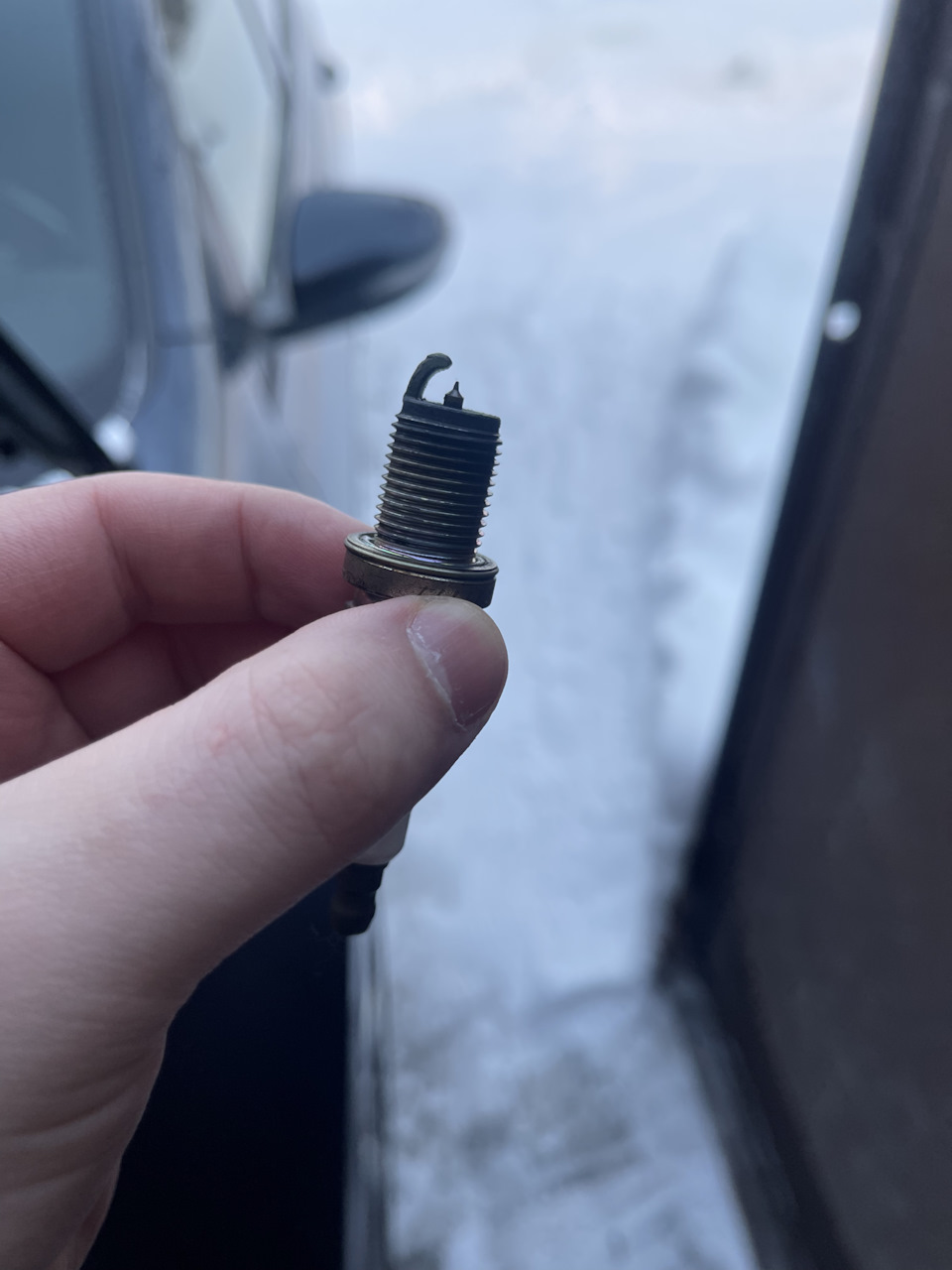 №46. Осыпалась свеча в цилиндр — Volkswagen Golf Mk6 GTI, 2 л, 2011 ...