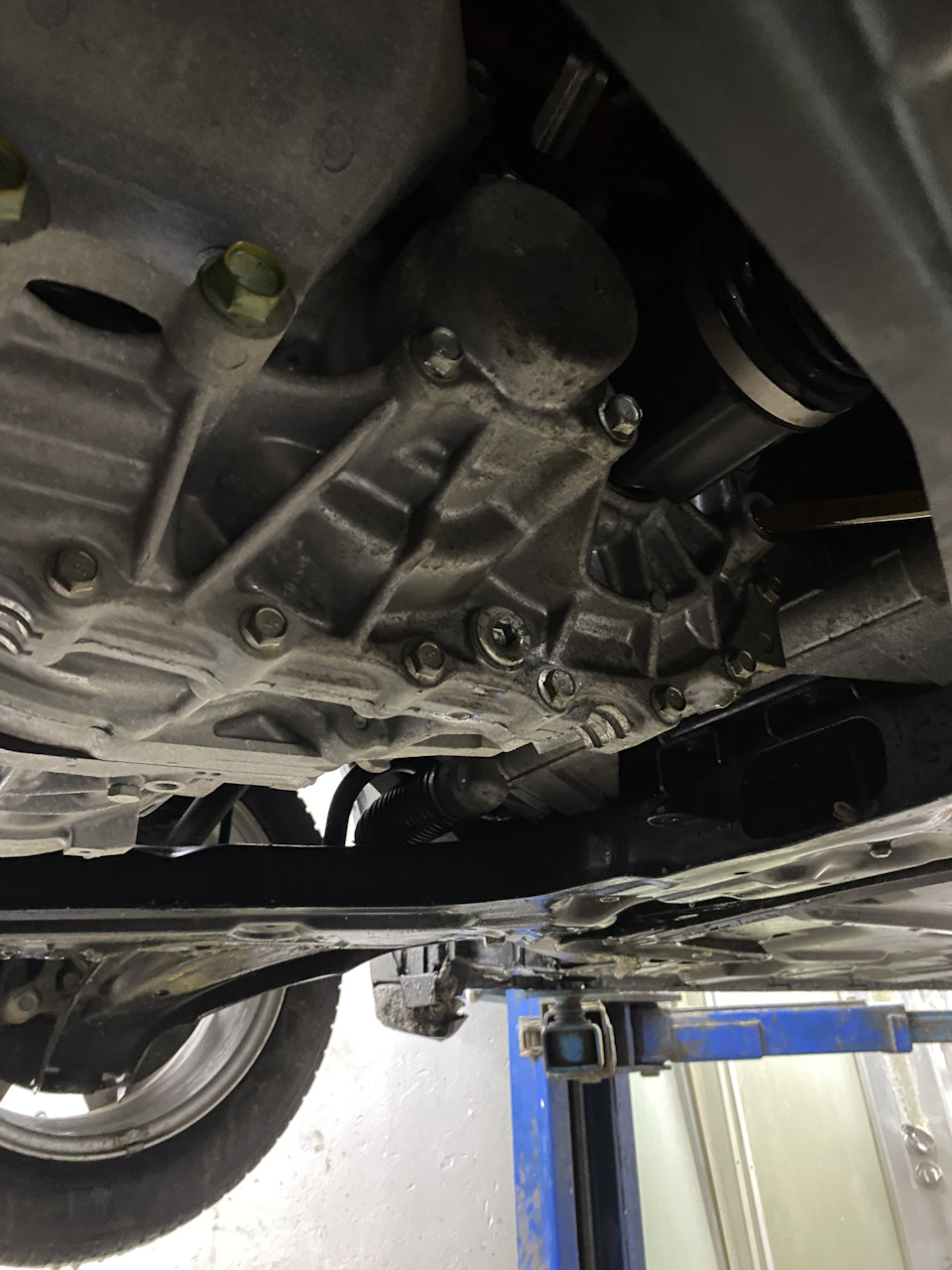 Биение руля #4 «редуктор» — Nissan Leaf (1G), 2014 года | поломка | DRIVE2