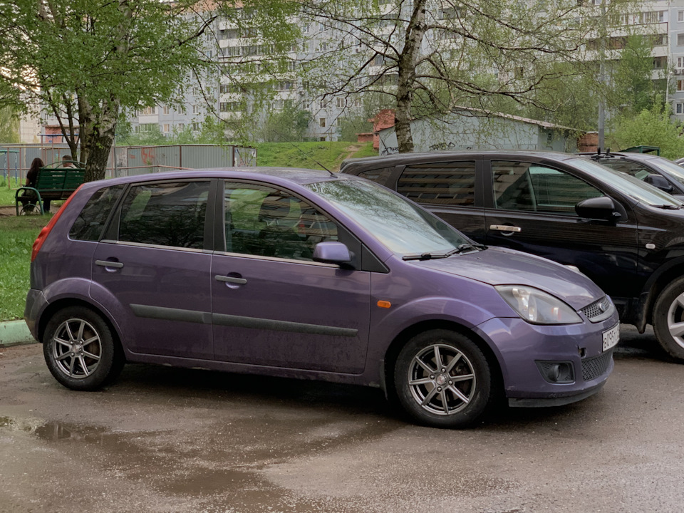 Новые тапки подъехали. — Ford Fiesta (Mk V), 1,4 л, 2006 года ...