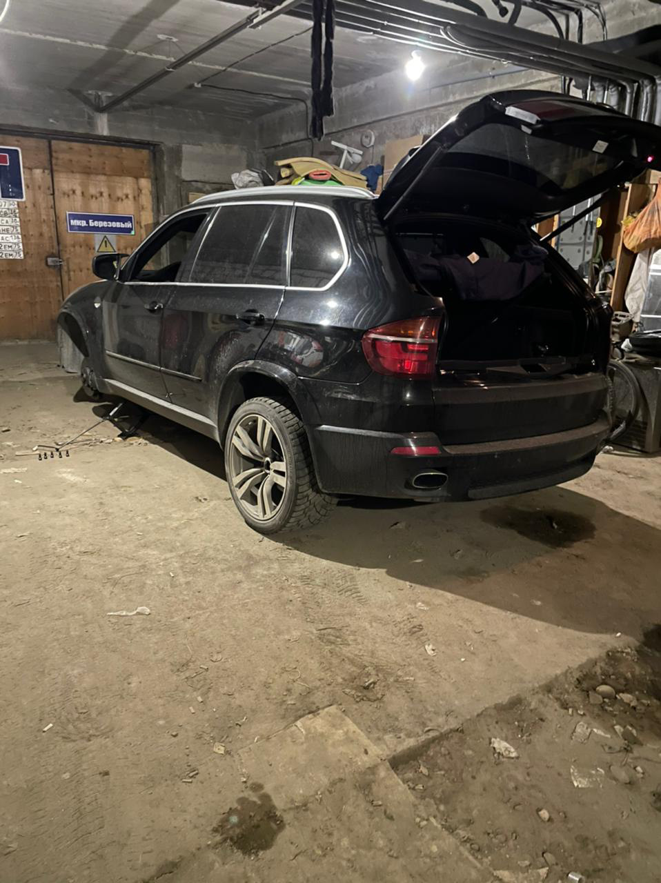 Замена резины — BMW X5 (E70), 3 л, 2011 года | шины | DRIVE2