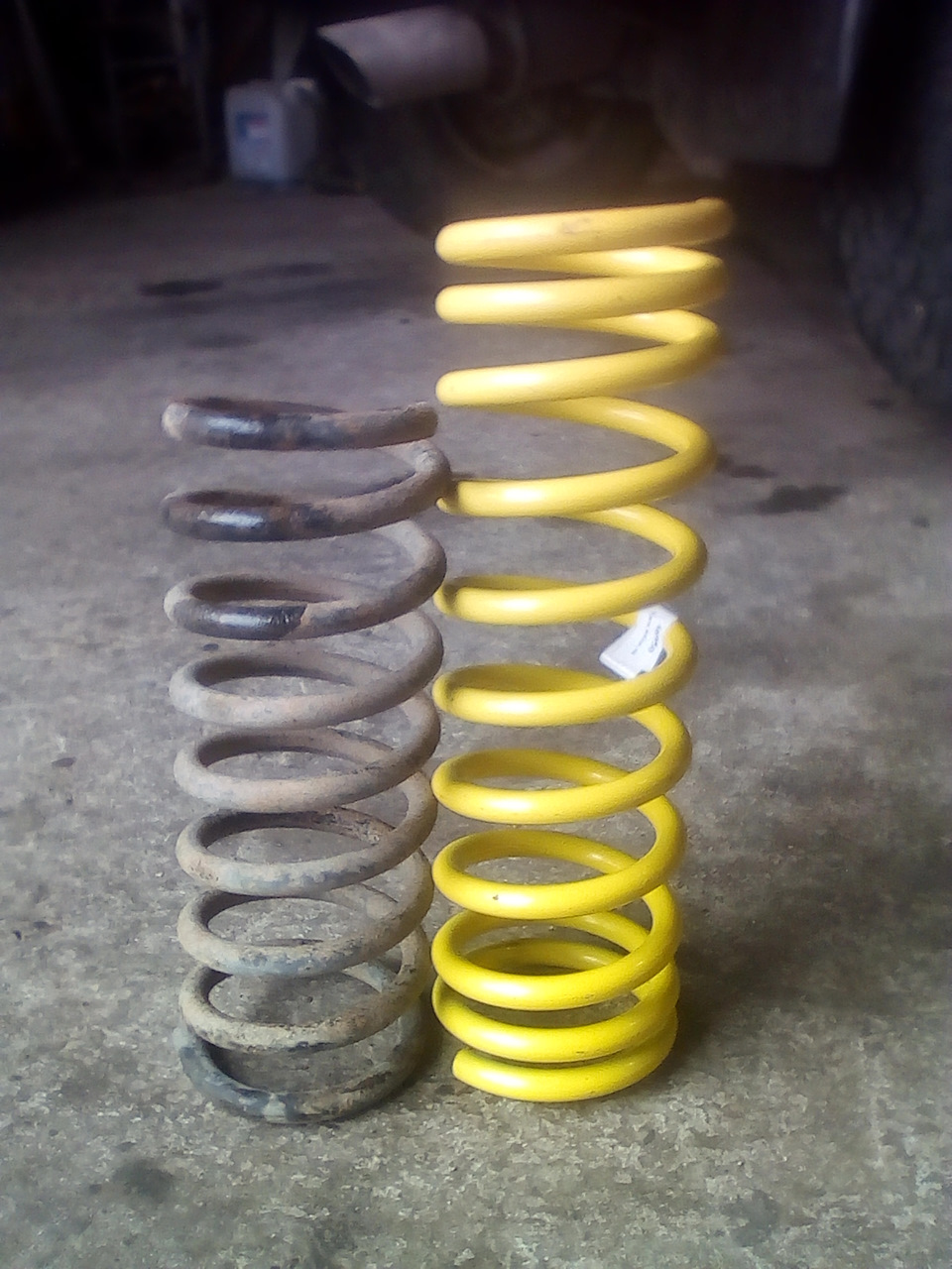 Замена пружин — УАЗ Patriot, 2,3 л, 2009 года | своими руками | DRIVE2