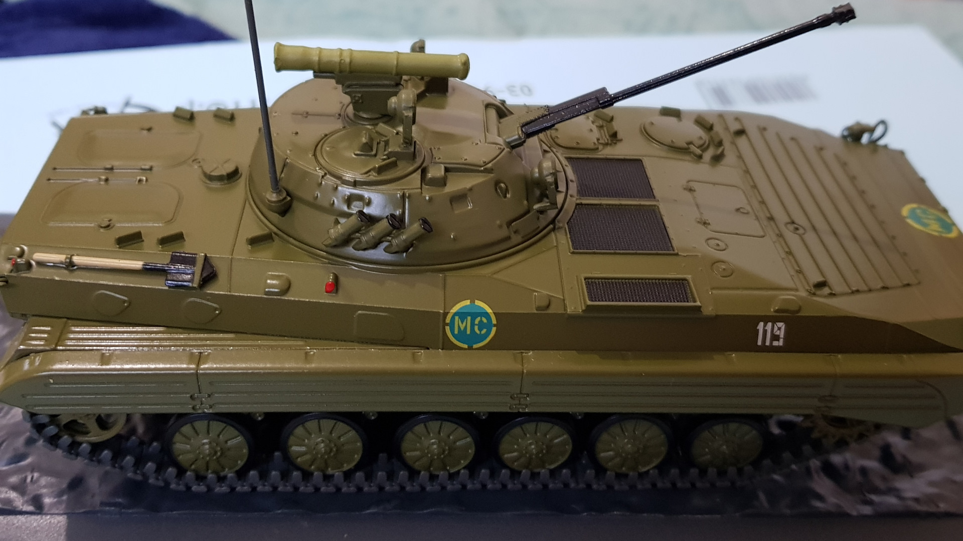 Модимио график выхода. БМП 1 Модимио 1 43. БМП 2 МС. Танки 1/43 MODIMIO БМП-2д. Наши танки БМП 2 1/43.