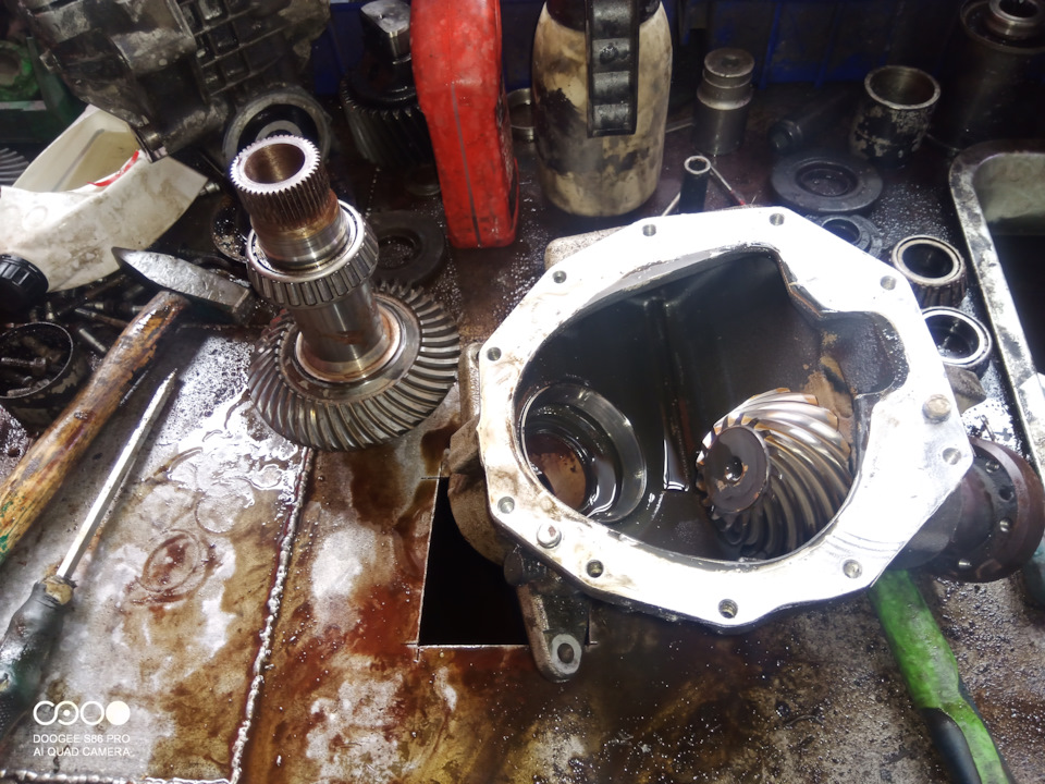 Внутри угловая оказалась тоже не ахти… — Volvo XC90 (1G)