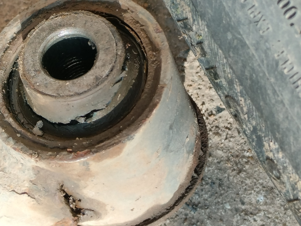 Если машину при торможении уводит влево. — Hyundai Elantra (4G), 1,6 л ...