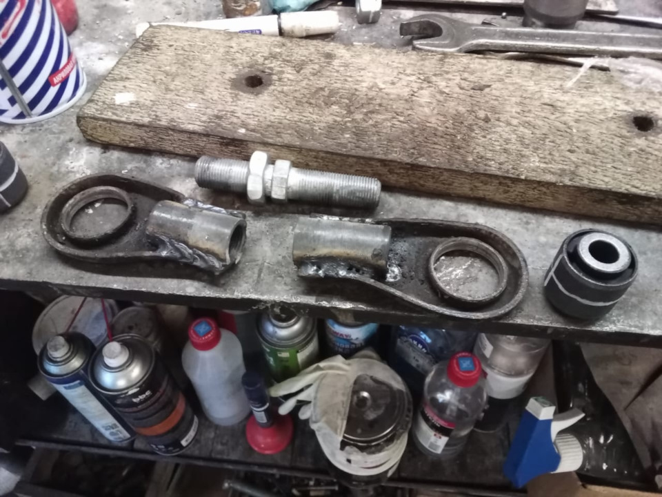 Регулируемые рычаги Focus 2 — Ford Focus II Hatchback, 2 л, 2006 года ...