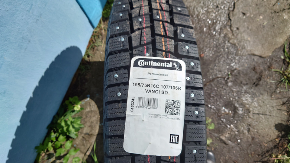 Continental VanContact Ice SD 195/75 R16 — Lada 4x4 3D, 1,7 л, 2019 ...