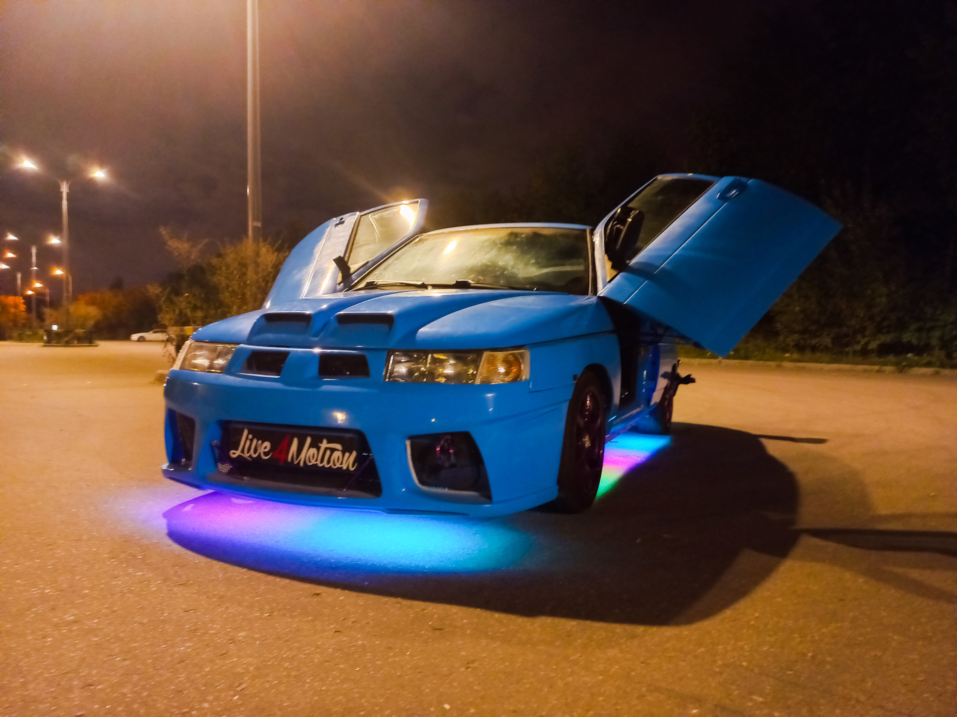 Подсветка днища Nissan Skyline r33