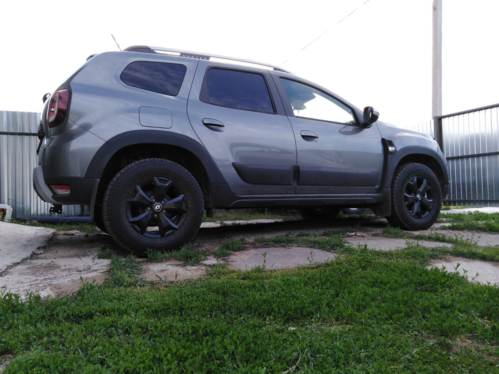 АТ резина — Renault Duster (2G), 1,5 л, 2021 года | шины | DRIVE2