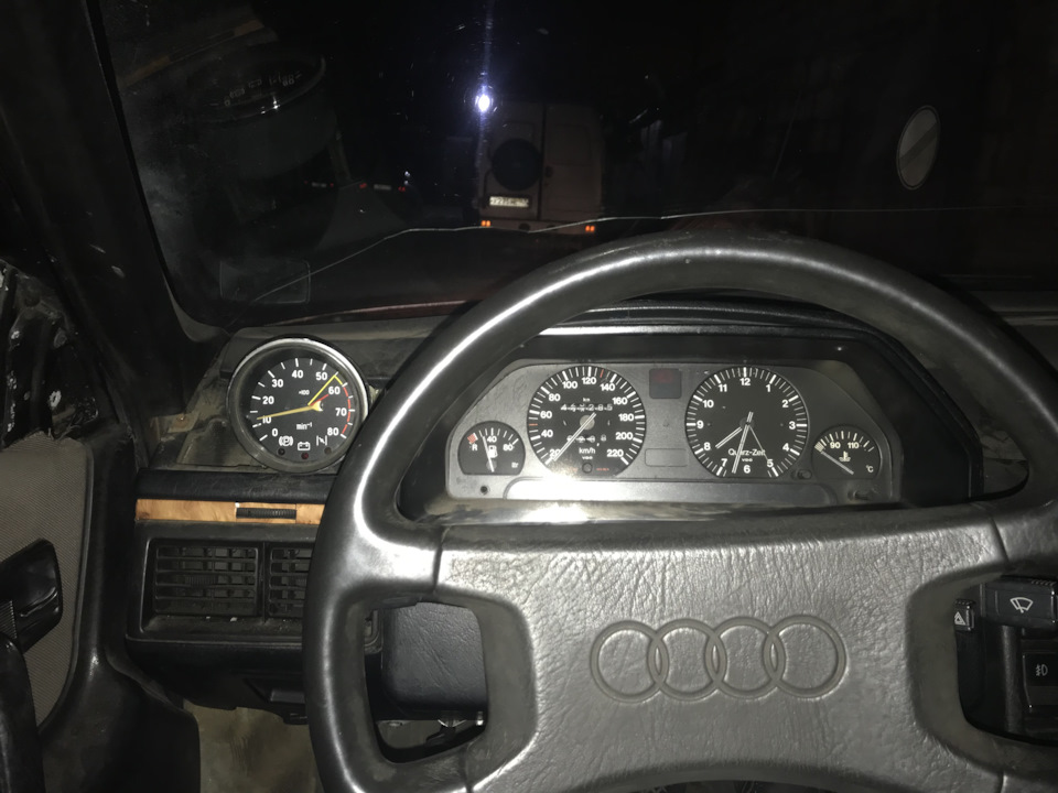 Дисплей часов ауди 80. Часы ауди 100. Часы ауди 100. Часы ауди 80. Тахометр ауди 100 с3.