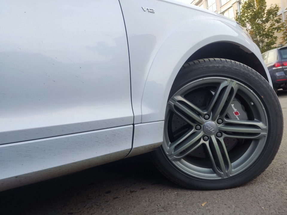 Фото в бортжурнале Audi Q7 (1G)