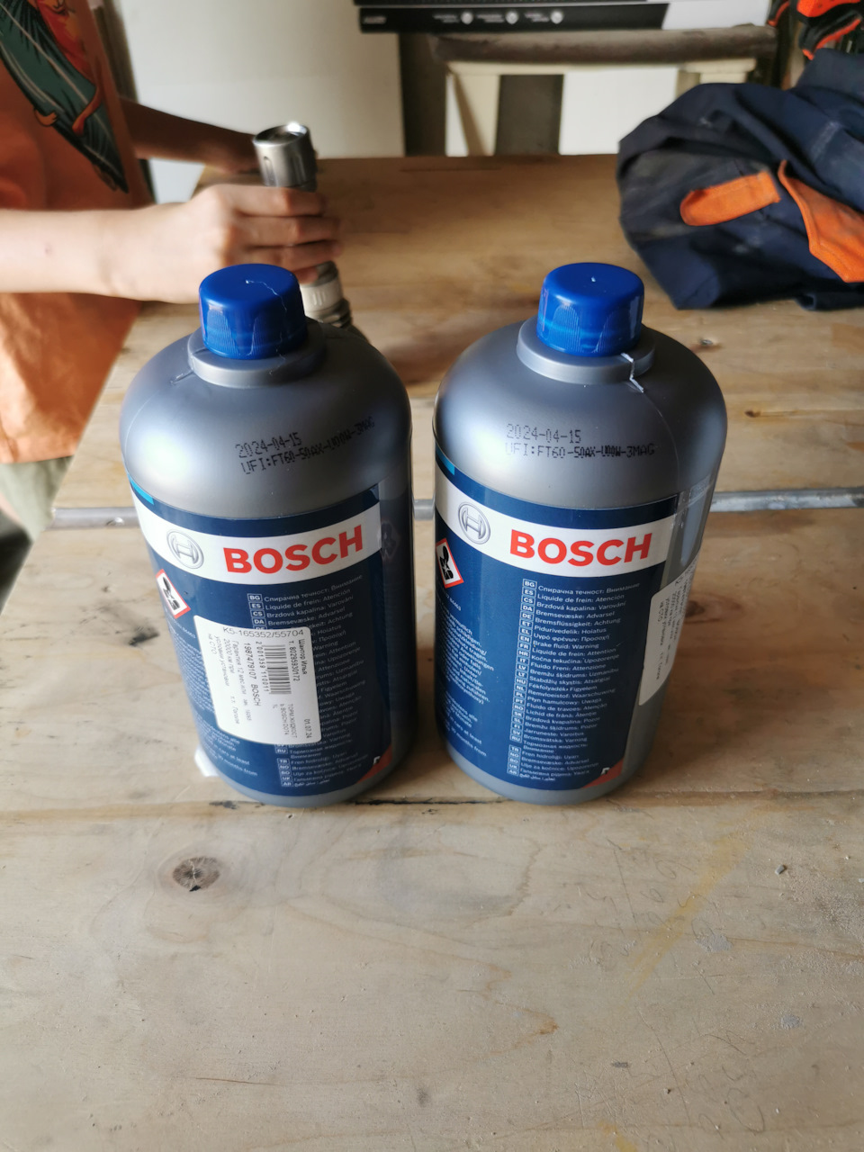 BOSCH 1 987 479 107 — BMW 7 series (E65/E66). Запчасти на фото: 1987479107