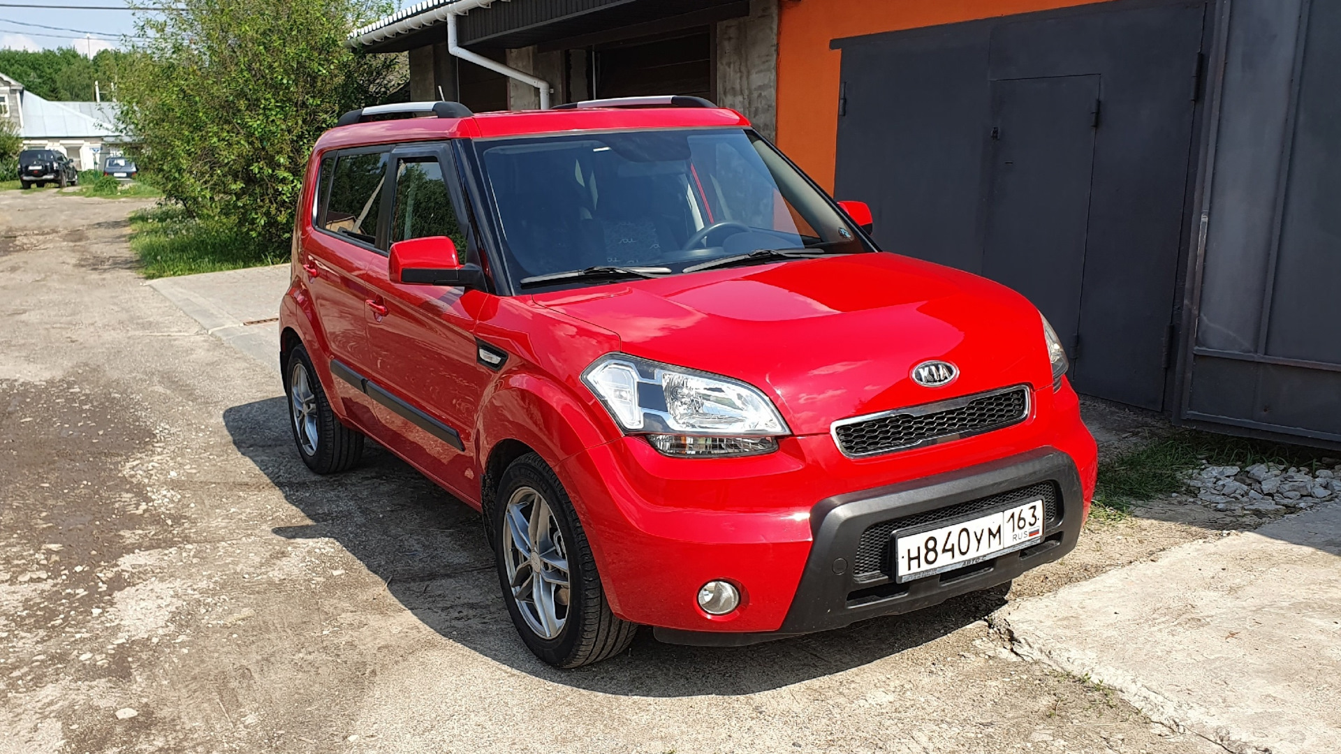 Kia Soul красный 2010