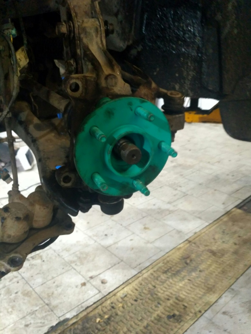 меняем ступицу — Saturn VUE I, 2,2 л, 2004 года | визит на сервис | DRIVE2