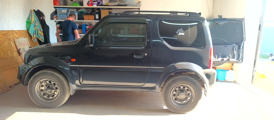 Общий вид — Suzuki Jimny (1G)