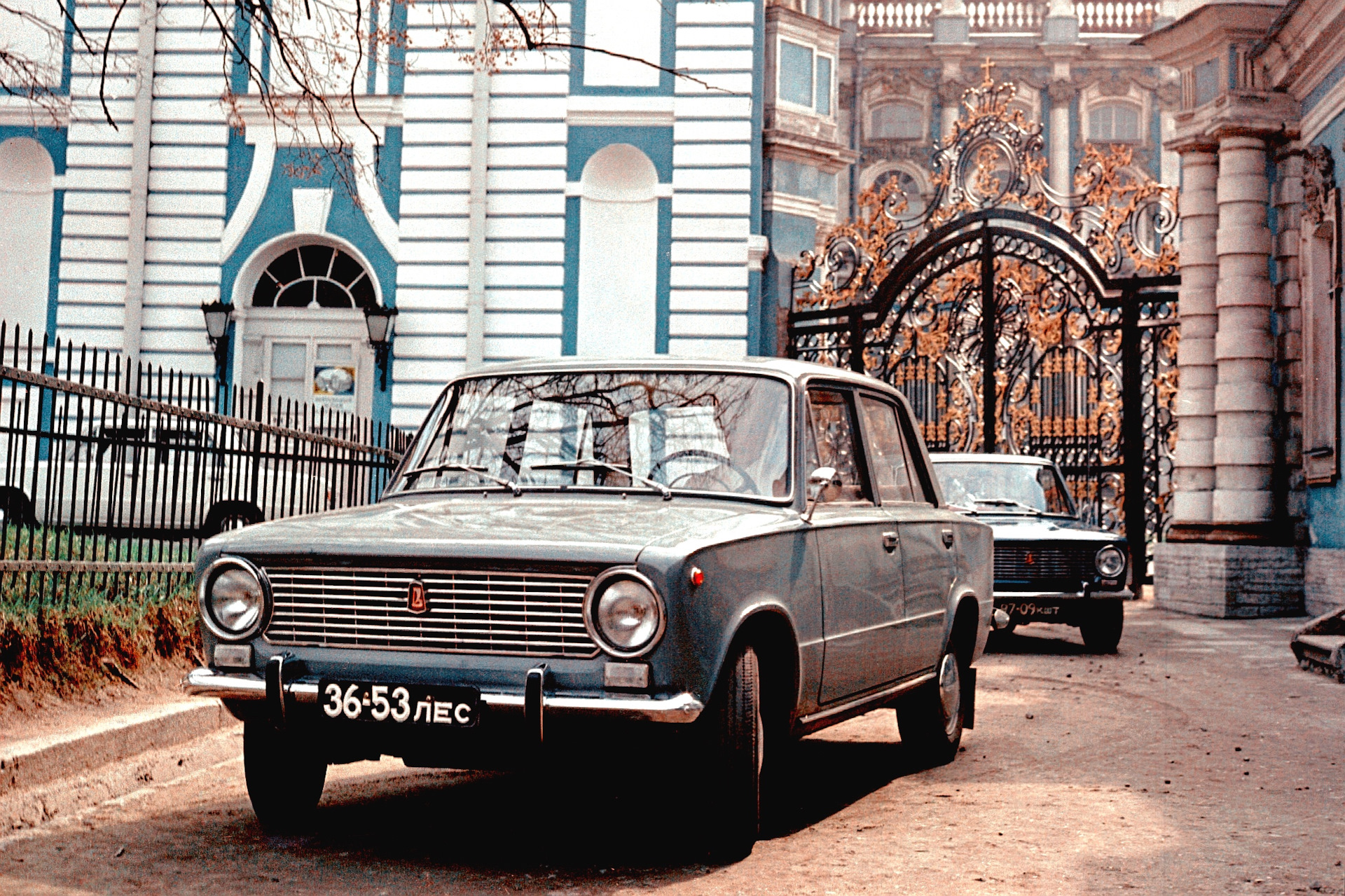 Ваз 2101 19 апреля 1970. Ваз 2101 с завода. Копейка ваз 2101. Копейка ваз 2101 жигули. Ваз-21013 жигули.