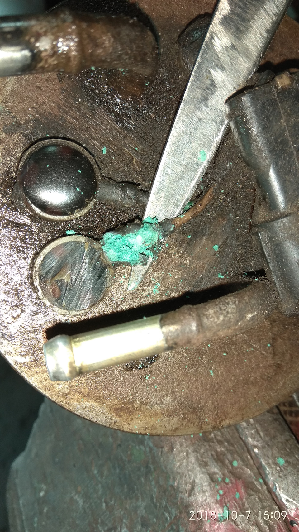 Барахлит указатель уровня топлива, ремонт. — DRIVE2