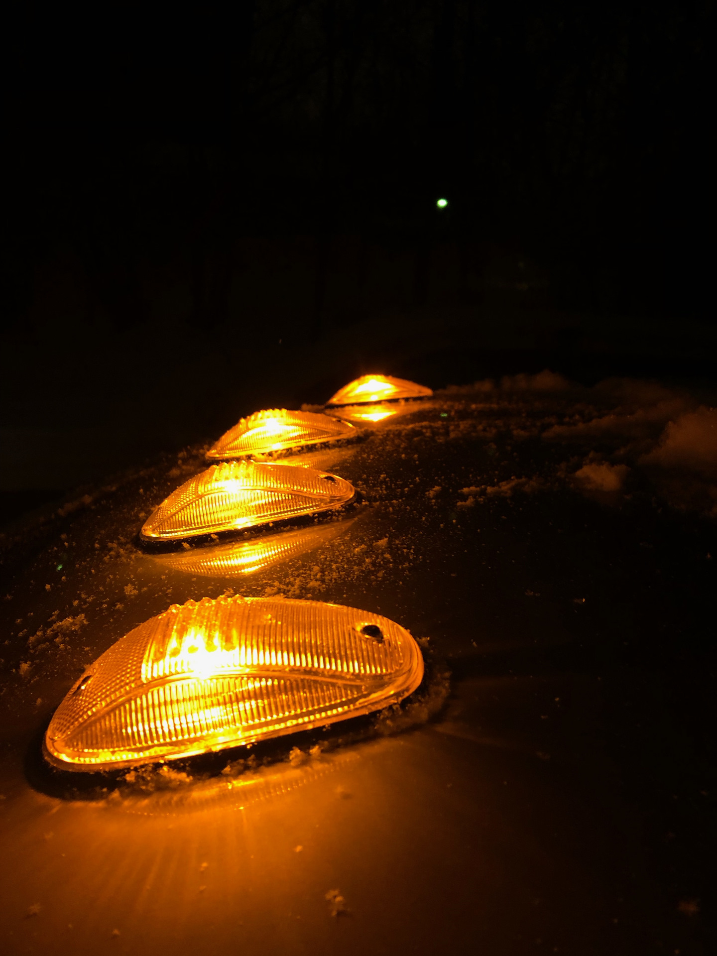 Габариты на крышу — Dodge Ram, 5,7 л, 2009 года | тюнинг | DRIVE2