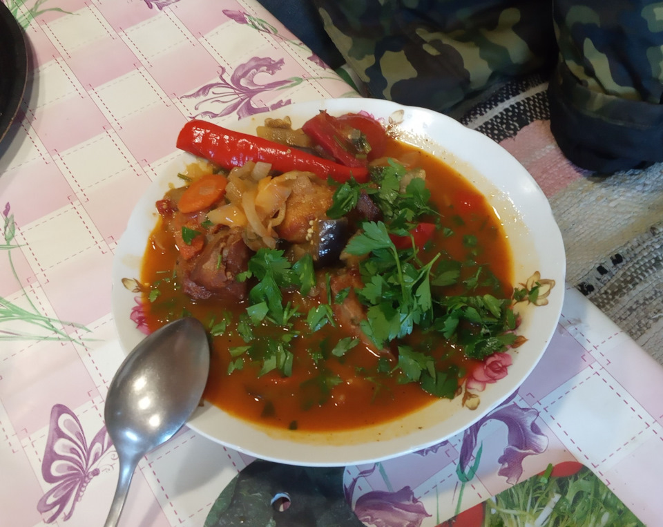 мясо во фритюре в казане. Смотреть фото мясо во фритюре в казане. Смотреть картинку мясо во фритюре в казане. Картинка про мясо во фритюре в казане. Фото мясо во фритюре в казане